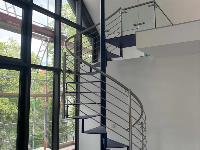 Instagram post from oliver_soentgerath. This post is in position 3.