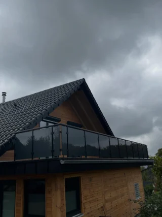 Instagram post from oliver_soentgerath. This post is in position 1.